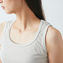 [補貨] yohaku 5針背心 | 淺灰色 | 女款均碼 第2張的照片