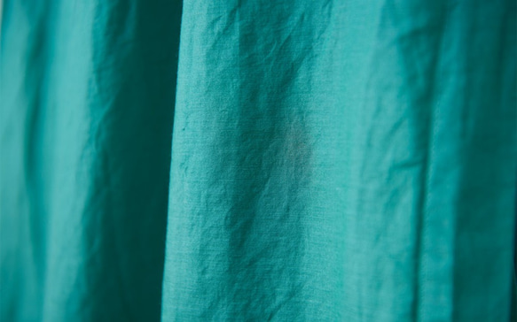 【送料無料】enrica cottonsilk skirt gardeniagreen / botanical dye 3枚目の画像