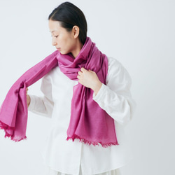 enrica cottonsilk scarf elderberry pink / botanical dye 2枚目の画像