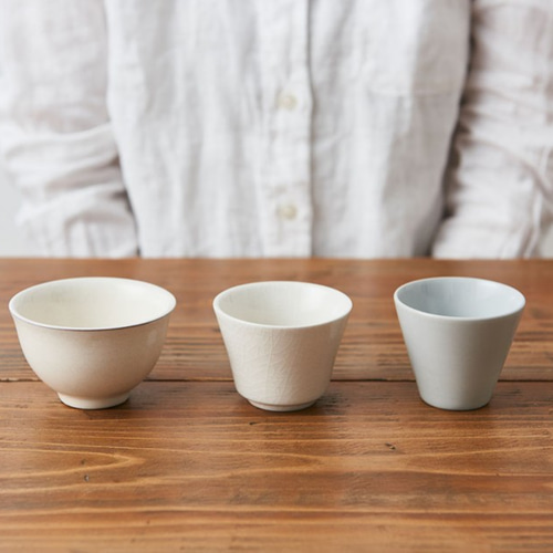 煎茶碗 白磁 湯呑み PINT 通販 5719007｜Creema(クリーマ)