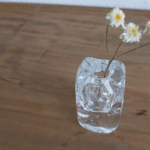 6月末お届け】ガラスのフラワーベース 一輪挿し 一輪挿し・花瓶・花器