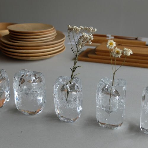 再入荷】ガラスのフラワーベース 一輪挿し 一輪挿し・花瓶・花器