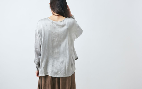 【送料無料】enrica silk blouse / ice grey (narural dye) 7枚目の画像