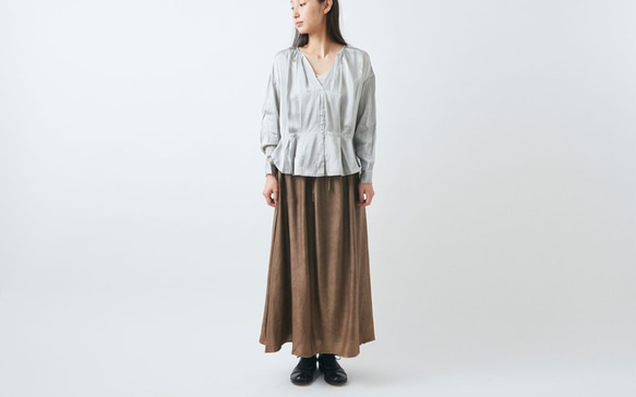 【送料無料】enrica silk blouse / ice grey (narural dye) 8枚目の画像