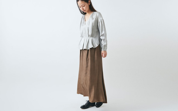 【送料無料】enrica silk blouse / ice grey (narural dye) 9枚目の画像