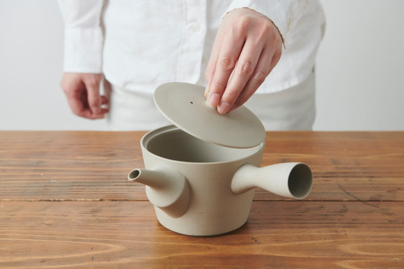 【再入荷】大きな急須　黒練　焼締め ばんこやき せっき