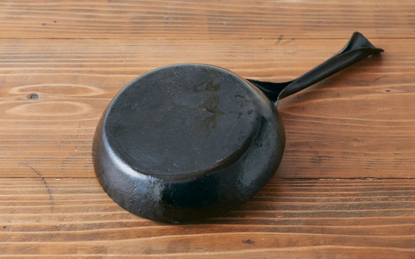 鐵匠的鐵煎鍋（3L）&lt;僅主體+蓋子&gt; 第3張的照片
