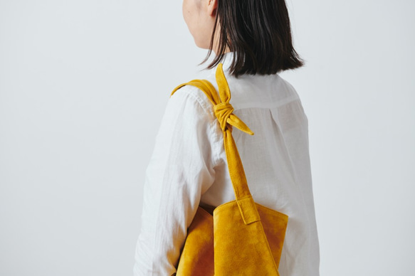 【在庫限りSALE】レザータイショルダーバッグ washable tie shoulder bag | mastard 4枚目の画像