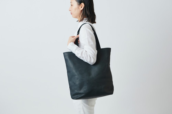 再入荷】レザートートバッグ black ＜L＞ トートバッグ PINT