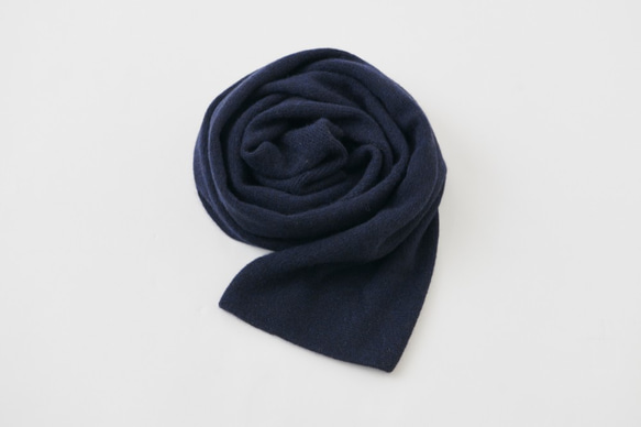 [免運費] enrica 羊絨&amp;羊毛圍巾 / 海軍藍 第1張的照片