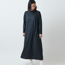 HANDROOM WOMEN'S  ボトルネック ワンピース / black 2枚目の画像