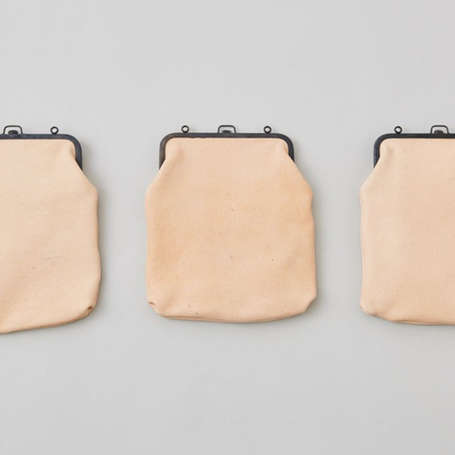 frame porch ＜熊革ヌメ・L＞ レザーショルダーポーチ ショルダー