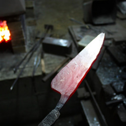 [現貨]鐵匠的劍210毫米胡桃木手柄 第7張的照片