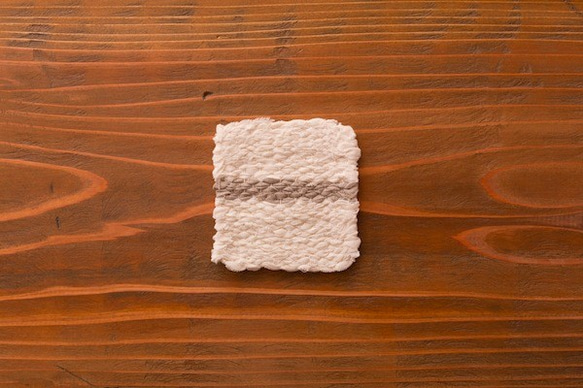 【在庫限りSALE】裂き織りコースター（オフホワイト×生成り） 2枚目の画像