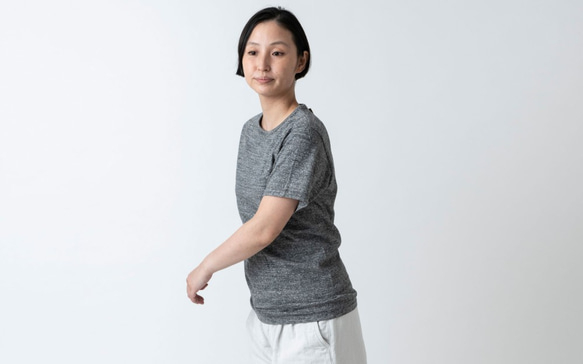 【在庫限り】yohaku TUTU ショートスリーブTシャツ｜チャコール杢｜ユニセックス3サイズ 1枚目の画像