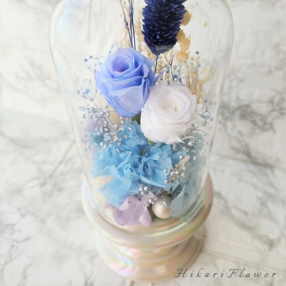 優しく清楚なブルー系ガラスドーム お供え・お悔みプリザーブドフラワー 4枚目の画像