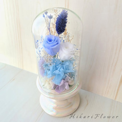 優しく清楚なブルー系ガラスドーム お供え・お悔みプリザーブドフラワー 6枚目の画像