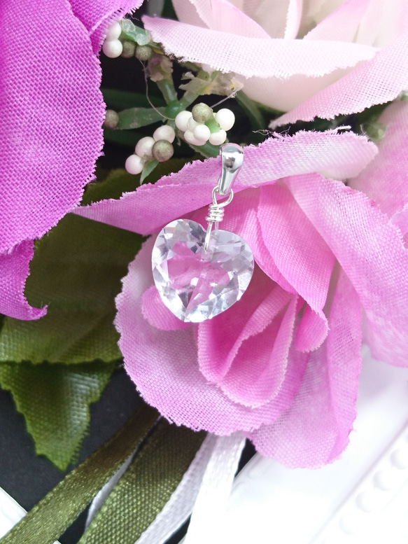 宝石質ピンクアメジスト ハートのペンダントトップ 1枚目の画像