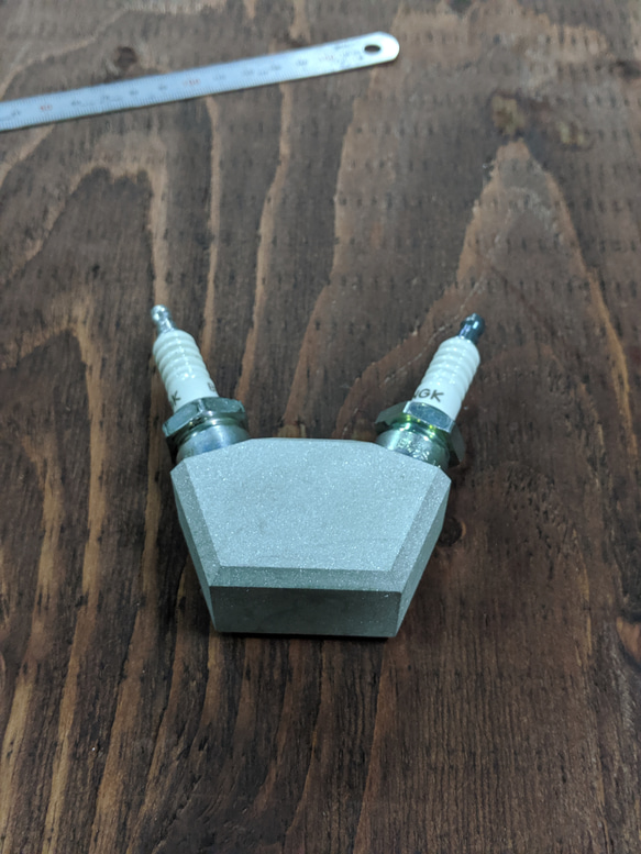 スパークプラグホルダー V45 その他雑貨 錆猫 通販｜Creema(クリーマ) 8395071