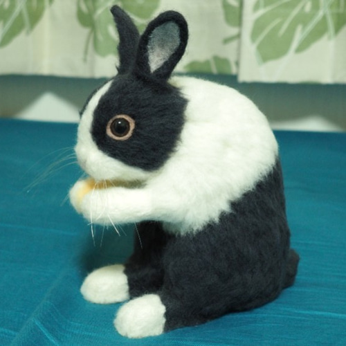 羊毛フェルト パンダウサギ 羊毛フェルト とりもの 通販 9454836