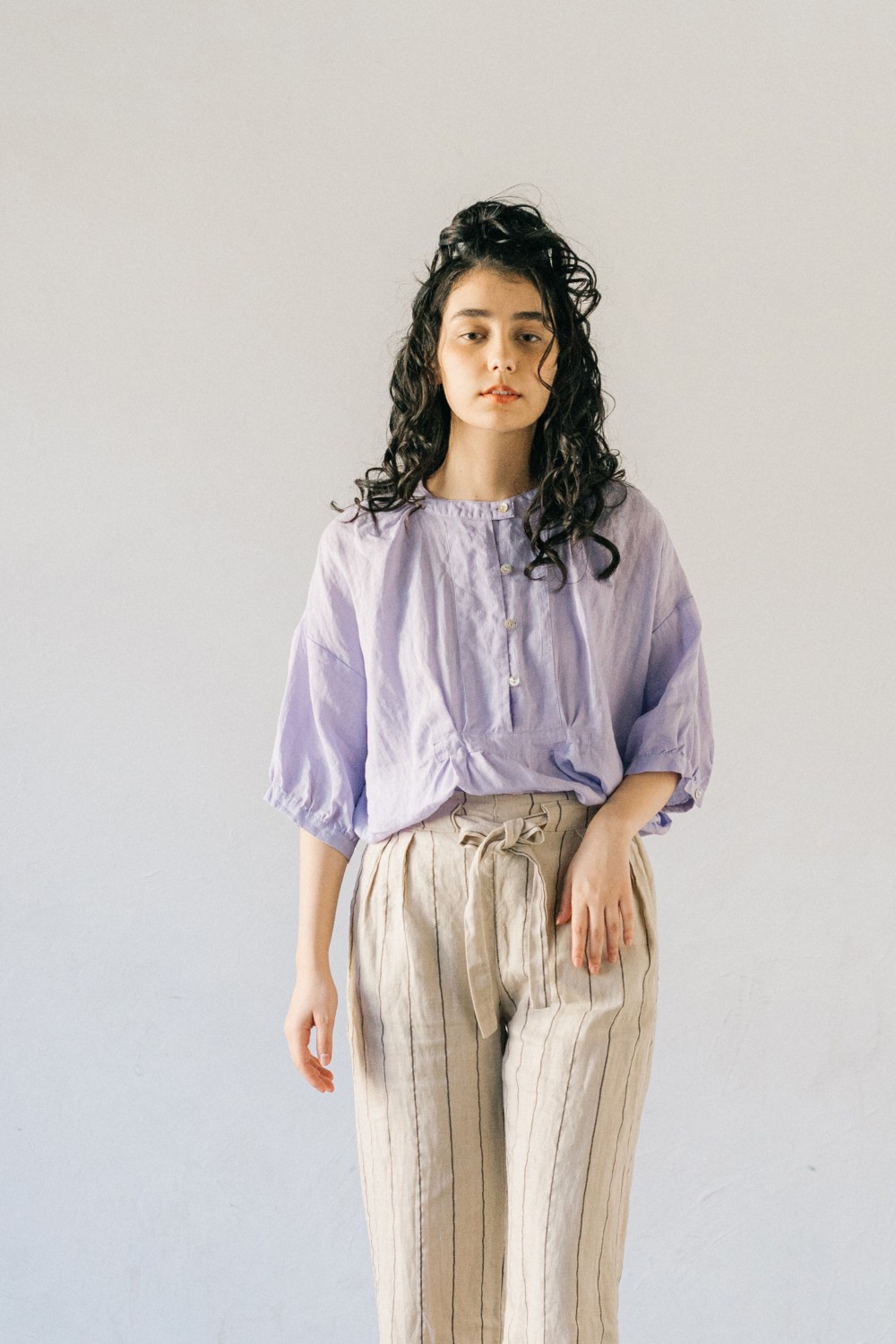 【春の超早割15％OFF】リネン素材 お尻が隠れる丈のブラウス 5分袖チュニック 速乾 コットン ALCEDO