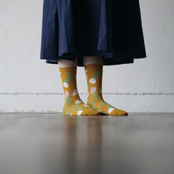 靴下　socks flower mustard ALCEDO レディース 1枚目の画像