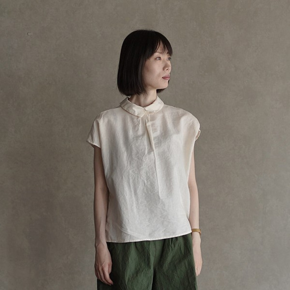 ブラウス linen back button blouse ivory ALCEDO 1枚目の画像