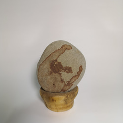 ［放著系列-恐龍蛋］石頭藝品 原石擺飾 石頭擺飾品 手作藝品 石頭擺件 第1張的照片