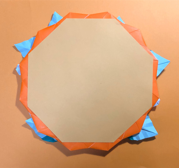 折り紙リースいちごとクローバー☘オレンジ 2枚目の画像