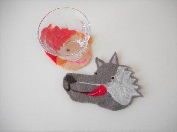 赤ずきんちゃん&オオカミのコースター2枚組 3枚目の画像