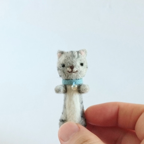 羊毛フェルト 猫 in バケツ サバトラ 4枚目の画像