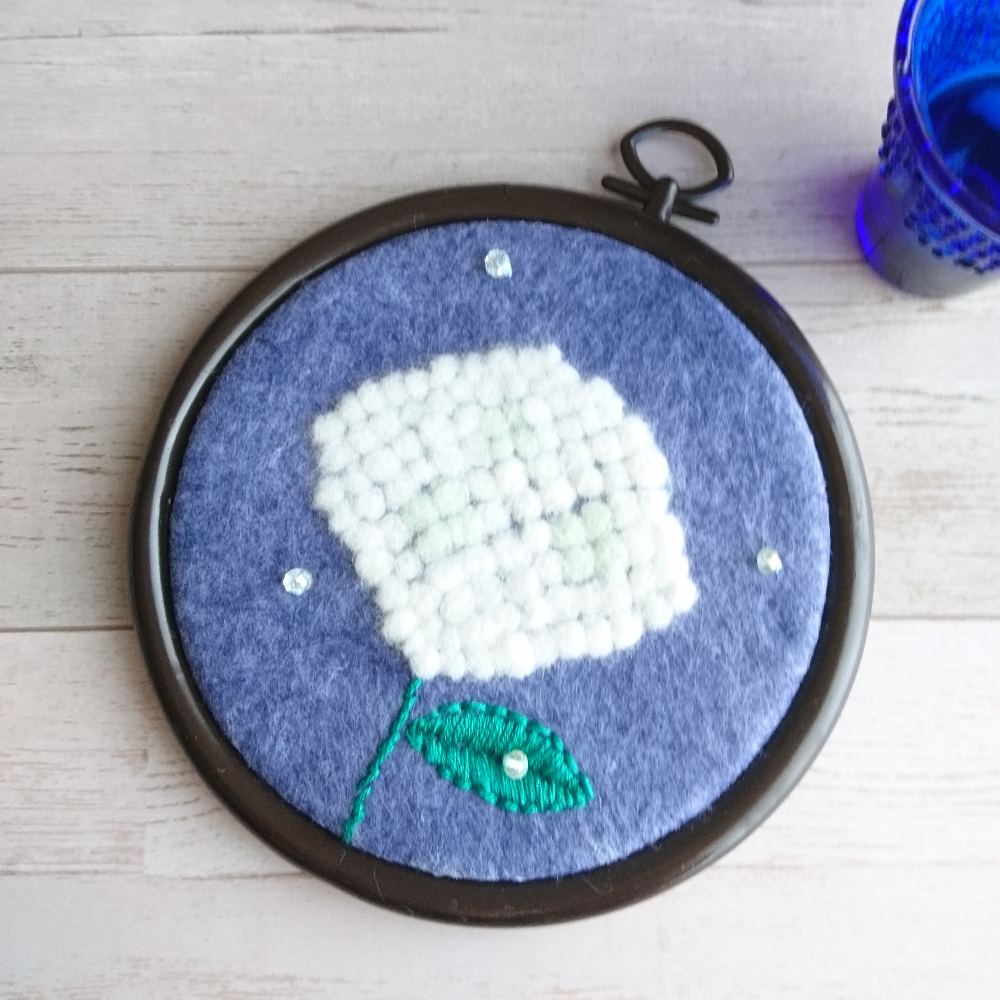羊毛フェルト　羊毛絵画『山郷の紫陽花』ハンドメイド　羊毛刺繍 チ*コ様