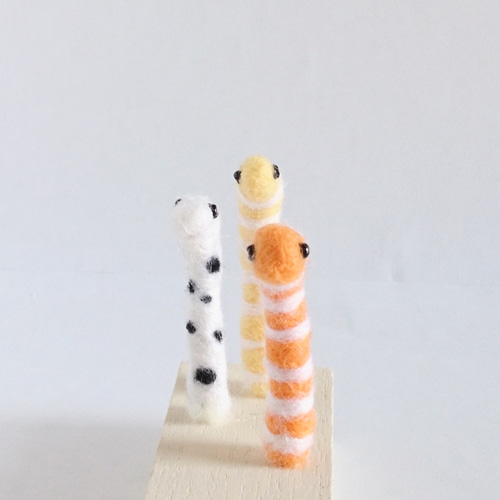 チンアナゴの置物 羊毛フェルト 羊毛フェルト アカツキコ 通販 9905268