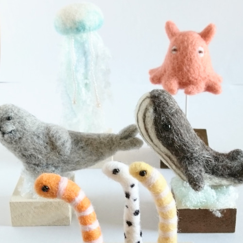 チンアナゴの置物 羊毛フェルト 羊毛フェルト アカツキコ 通販 9905268