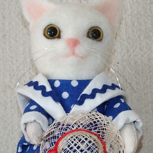 ハンドメイド★羊毛フェルト　夏　ネコ　うちわ　サンダル　麦わら帽子 ハンドメイド☆羊毛フェルト 夏 ネコ うちわ サンダル 麦わら帽子