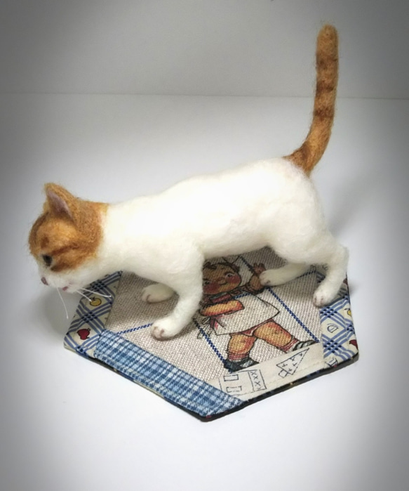 リアル羊毛フェルト　茶白猫　 2枚目の画像