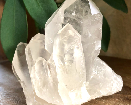 開運！ 美水晶クラスター 351g 天然石 Janice LOUIS 通販 10951321