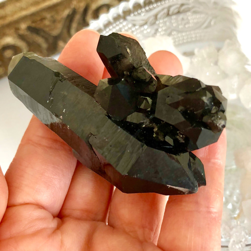黒水晶(モリオン)クラスター 69.5g ☆厄除け/お守り☆ 天然石 黒水晶(モリオン)クラスター 69.5g ☆厄除け/お守り☆ 天然石