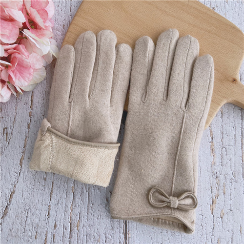 ボッテガ  レディース手袋 ベージュ 美品 手袋 レディース スマホ操作対応 裏起毛 ベージュ 手袋・ミトン 古田