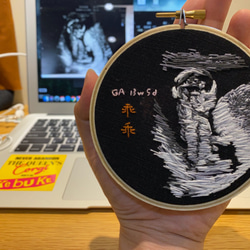 超音波照紀念刺繡 Ultrasound 超音波刺繡 新生兒禮盒 新生兒禮物 刺繡掛飾 刺繡框4" 晴好物手作刺繡 第6張的照片