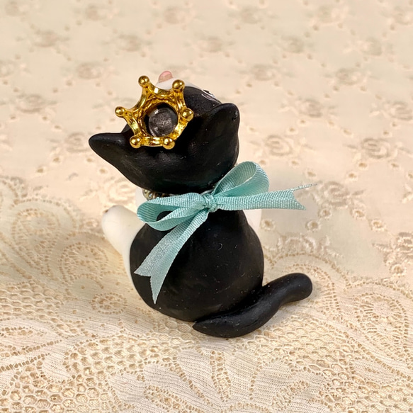 パワーストーンキャット『 黒ハチワレ猫 ラピスラズリ M 』 3枚目の画像