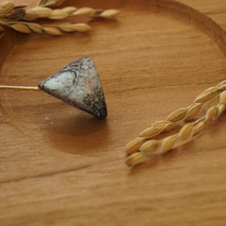 石穗-穀雨　咖啡色天然大理石手作別針 徽章 襟針 胸針 第2張的照片