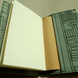 帆布製 本棚柄（手書き）ブックカバー（文庫本サイズ） 3枚目の画像