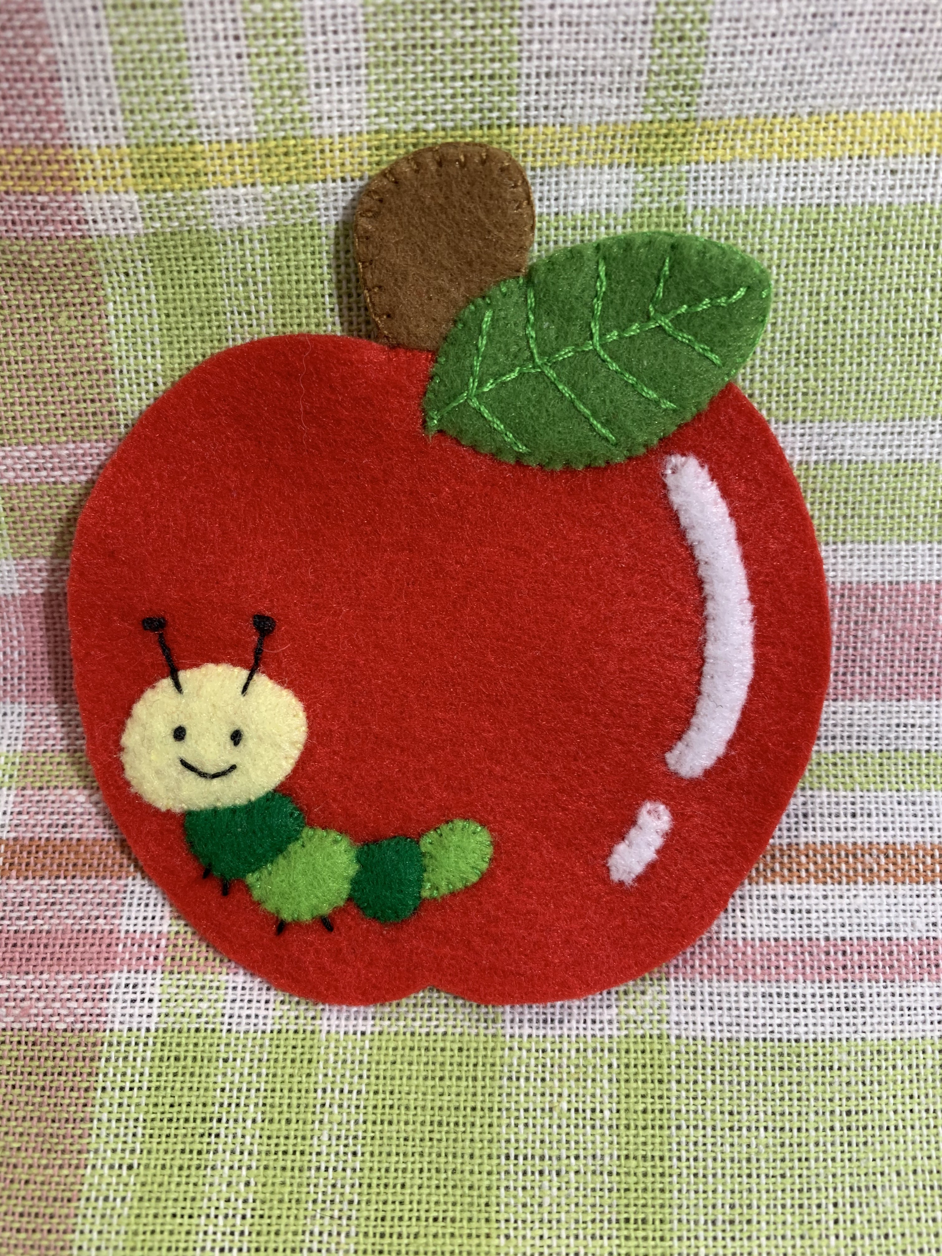 ぞうさんとリンゴ　フェルト名札　ワッペン