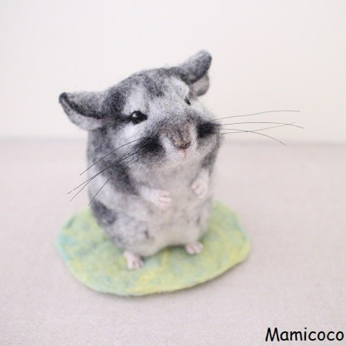 チンチラちゃん　うちの子オーダー　羊毛フェルト ハンドメイド 【世界に一つだけのうちの子ミニチュア】 羊毛