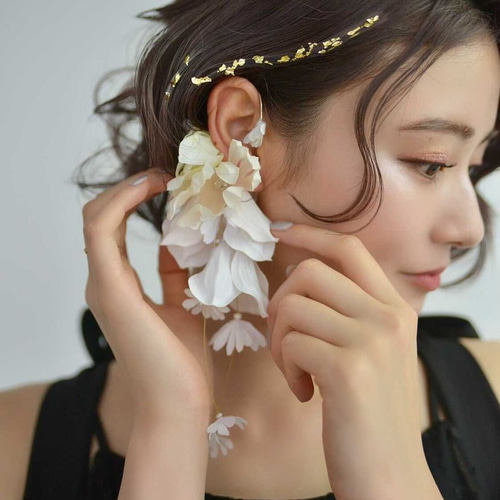 Mois  モワ　Ear hook Hana KAZARI ピアス　イヤーフック Mois モワ Ear hook Hana KAZARI ピアス イヤーフック