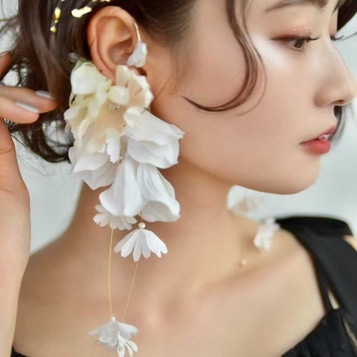 Ear hook《Shiro KAZARI》 イヤーフック Mois《モワ》 通販