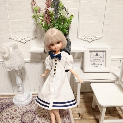 うさみみセーラーワンピース 白 リカちゃんサイズのお洋服 うさみみセーラーワンピース 白 リカちゃんサイズのお洋服