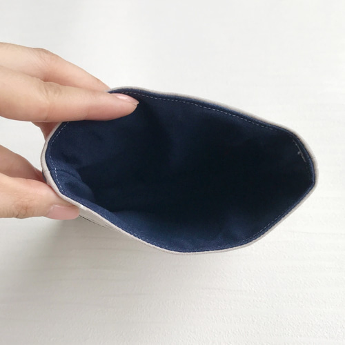 ファスナー付き】大人かわいい 移動ポケット（グレー花柄・ふた