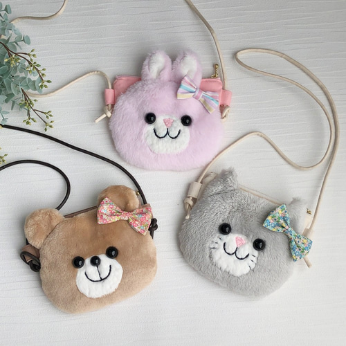 ピンクハウスうさぎワンピースとカーディガン、ウサ耳ジレとハートポシェットのセット ピンクハウスうさぎモチーフ付ポシェット ピンクハウスうさぎ